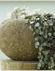Polystone Rock Findling